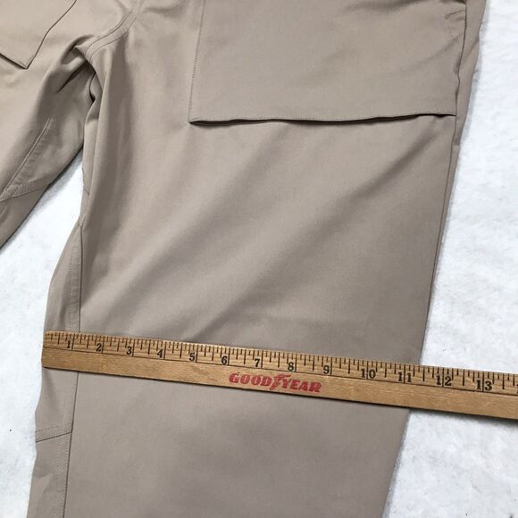 ALO YOGA Block Pants Men 38R (38x30) Beige Performance Stretch Casual - Picture 7 of 12